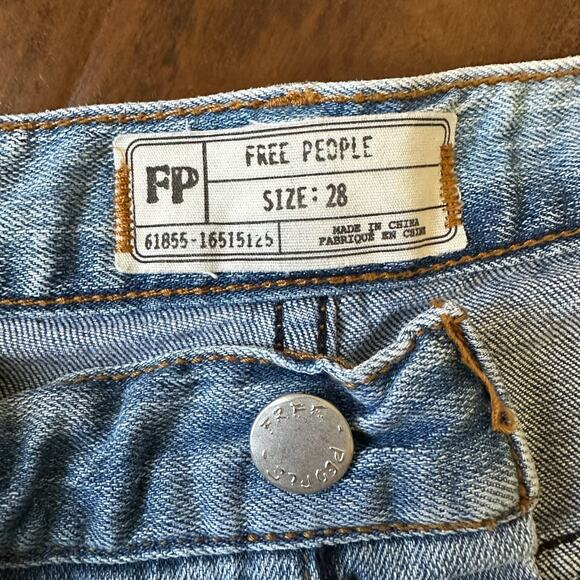 FREE PEOPLE Ella Jeans Blue Denim Distressed Button Fly Cropped - Picture 9 of 14